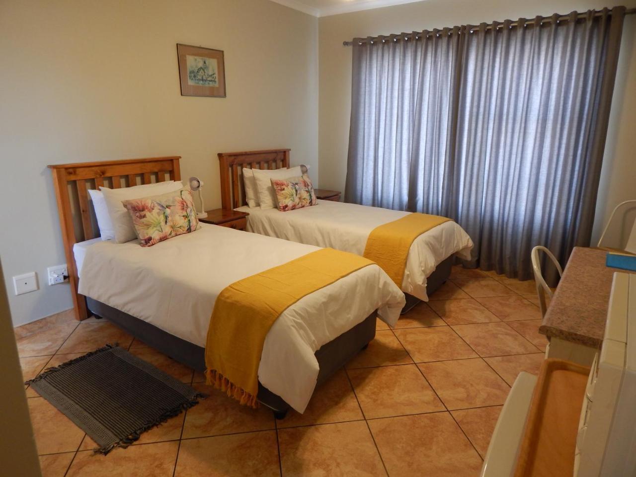 Rocky Shore Guesthouse Swakopmund Exteriör bild